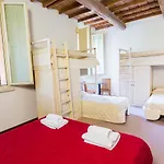 Student's Estense Hostal Ferrara