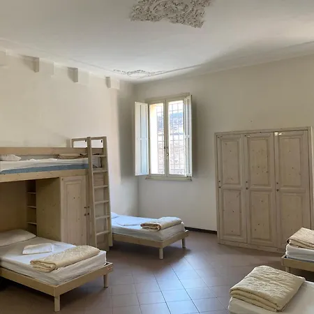 Student's Estense Hostel Ferrara