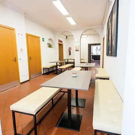 Student's Estense * Ferrara