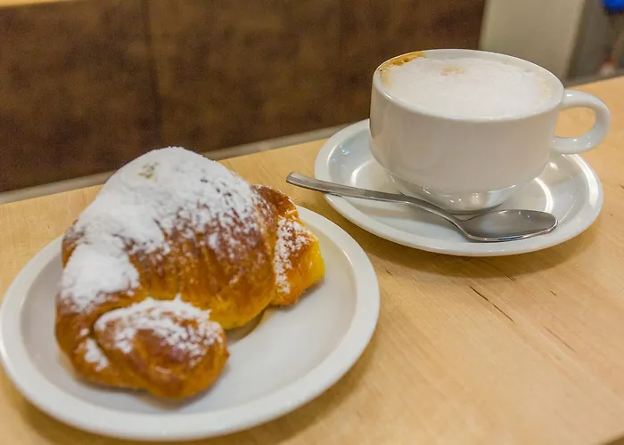 Student's Estense * Ferrara